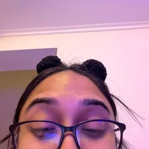 Meet your Posher, Bhavya